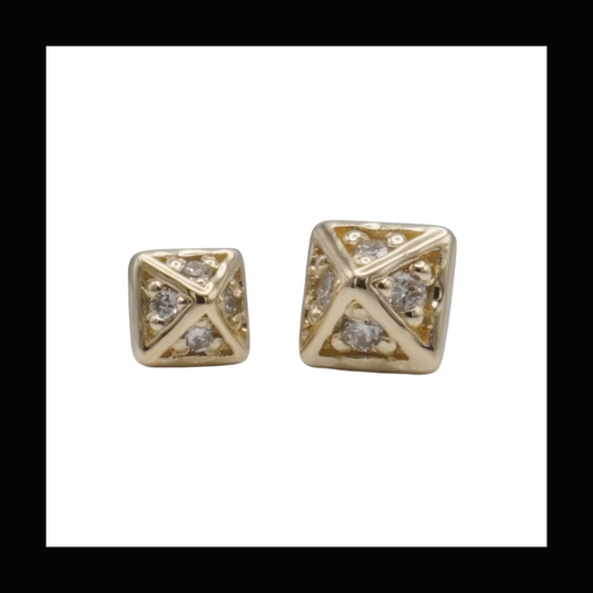 Square Pyramid Ultimate - Diamond