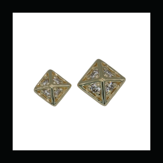 Square Pyramid Ultimate - Diamond
